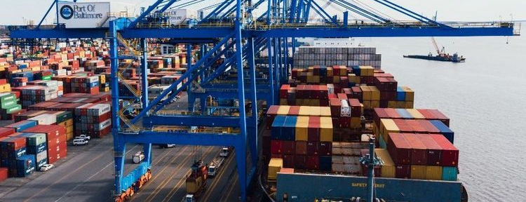 Pengaruh Bea Masuk China terhadap Pelabuhan LA